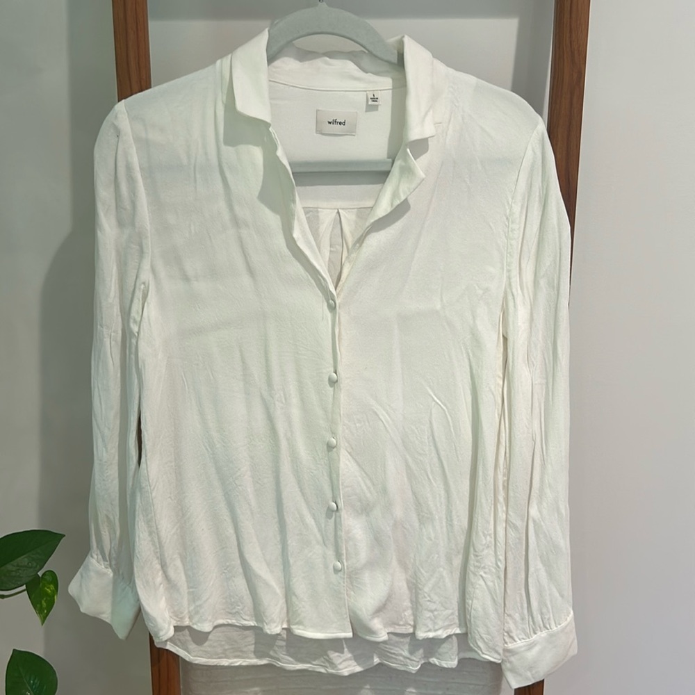 Wilfred silk blouse size 6 from Aritzia